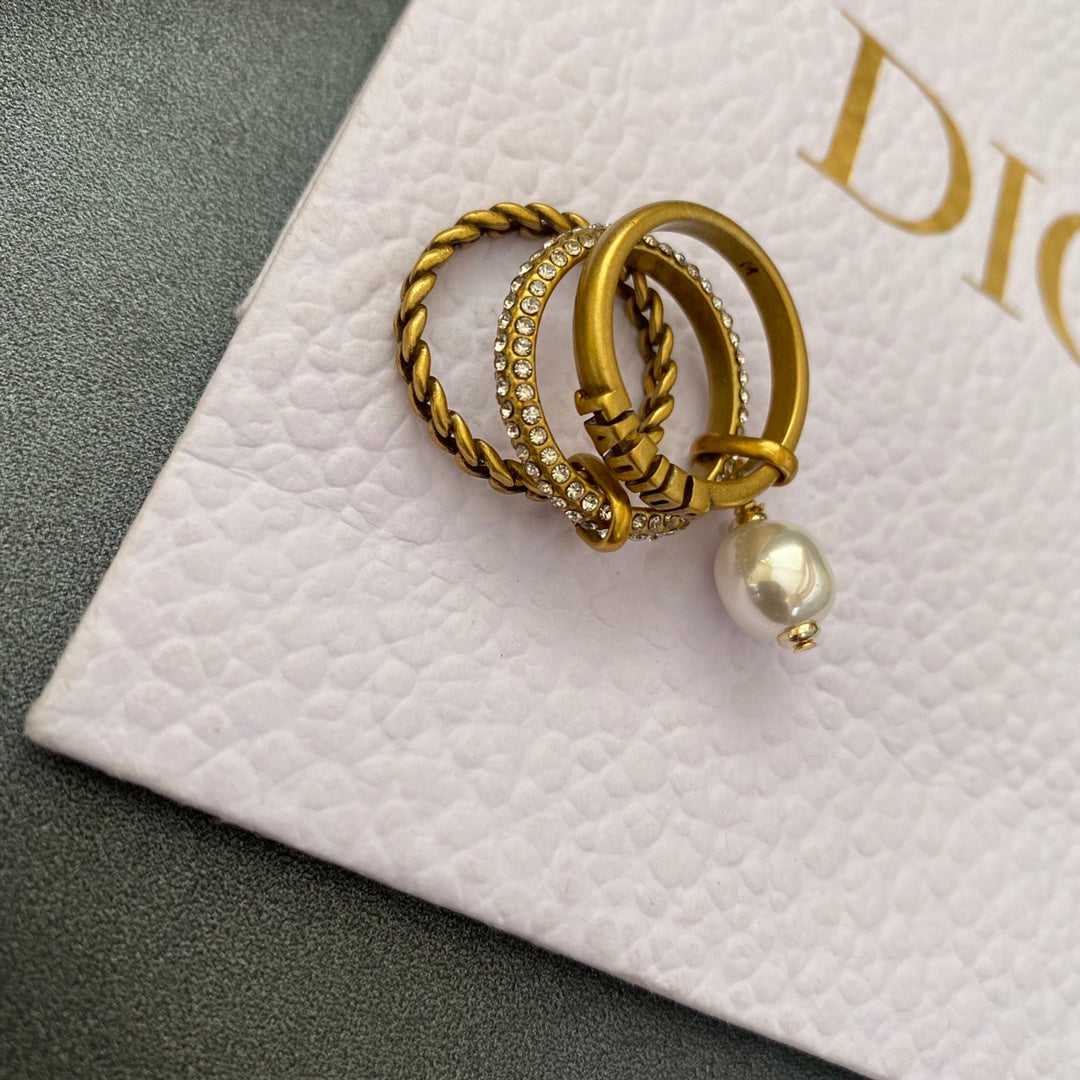 Vintage 3 Circle Ring mysite