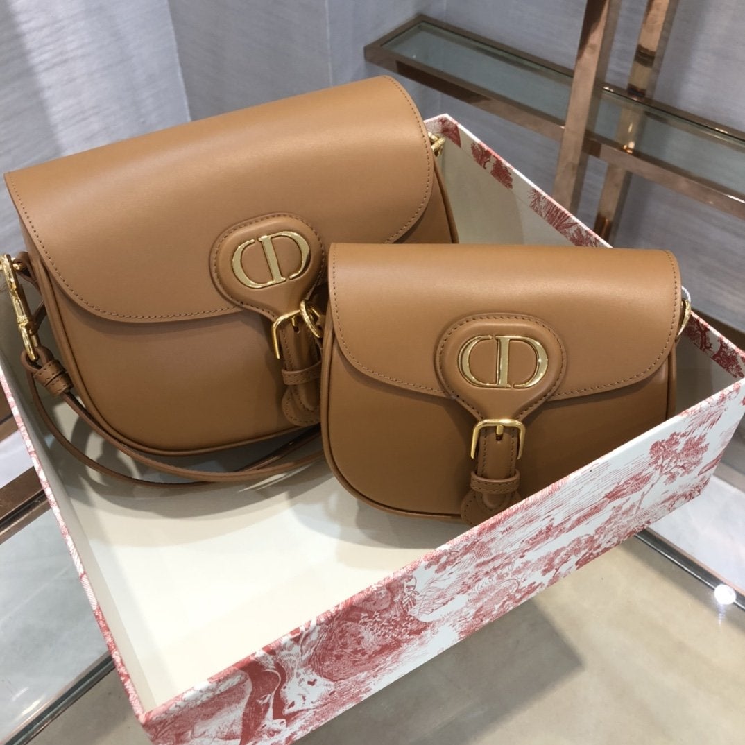 LARGE BOBBY BAG 27CM COGNAC-COLORED CALFSKIN mysite