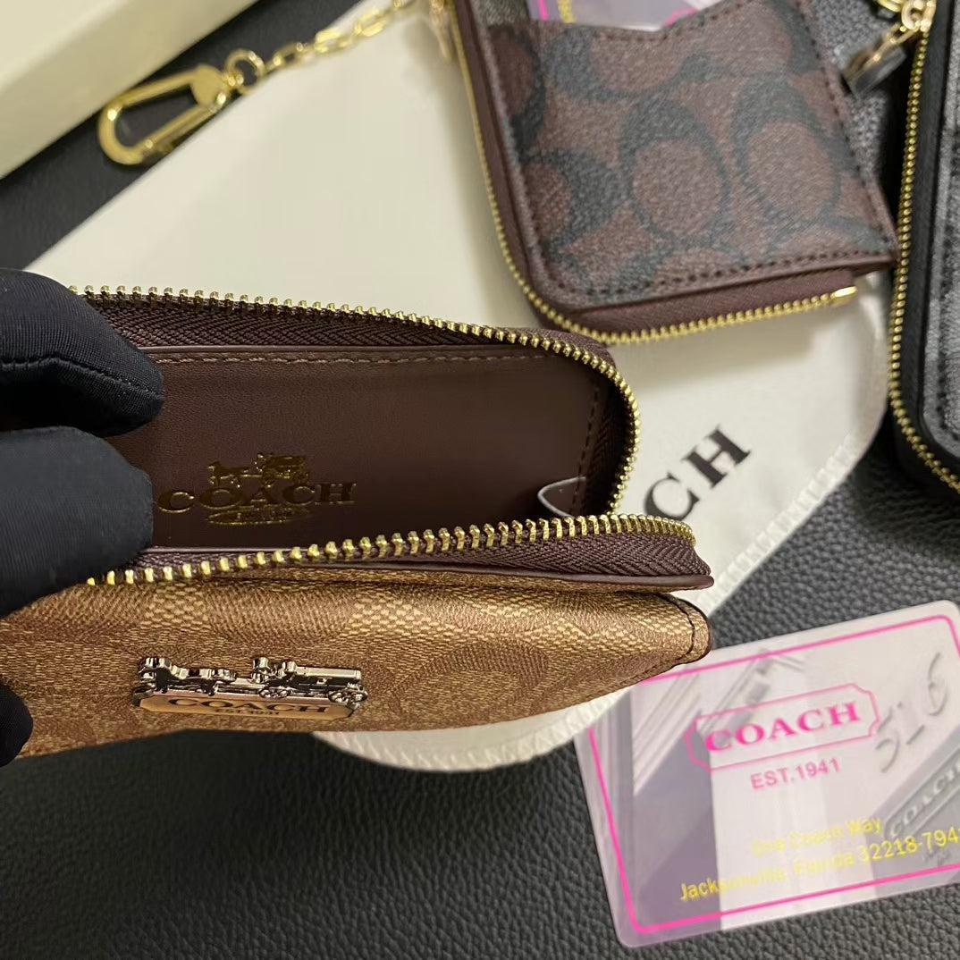 Chic CO Timeless Classic Card Holder Wallet with Sleek Design mysite
