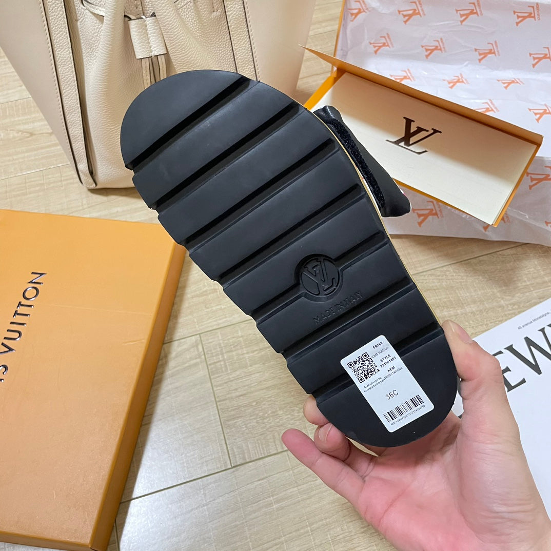 Letter Buckle Velcro Slippers mysite