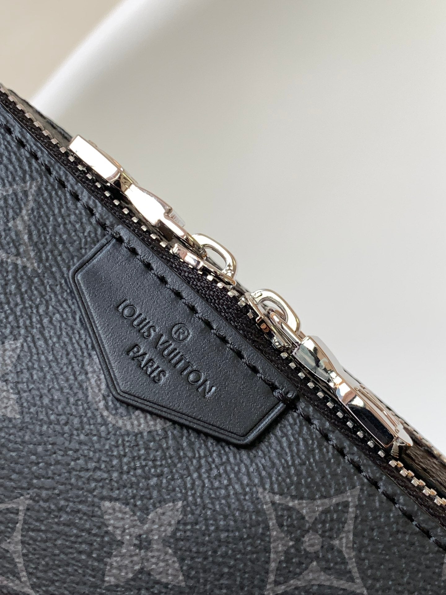 LV Alpha Wearable Wallet Black Monogram Canvas 268782 mysite