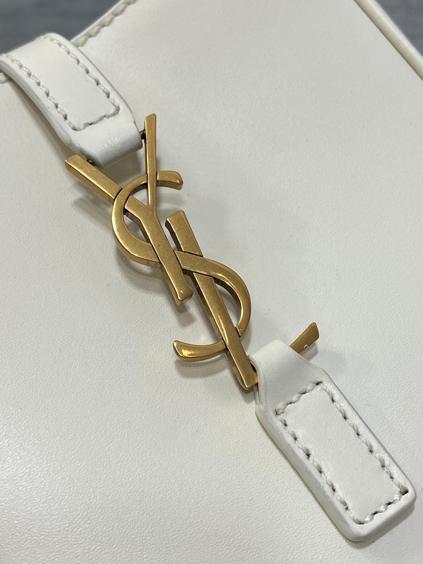 YSL Le 5 A 7 Mini White Bag - 13x20x4cm mysite