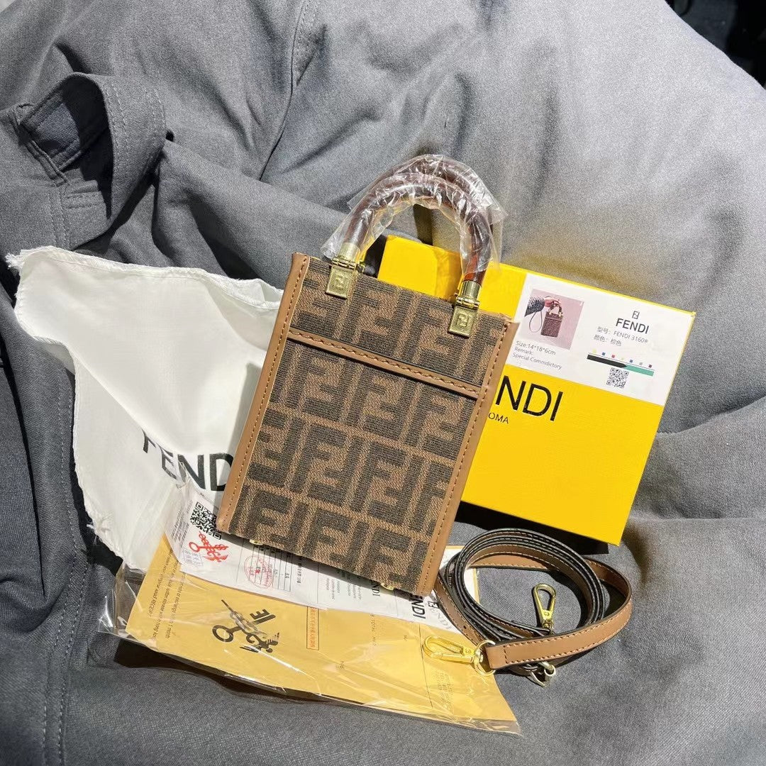 Luxe Texture Leather Handbag 018 mysite