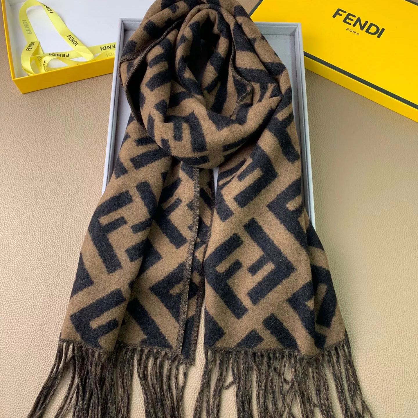 2-Color Classic FF Tassel Scarf mysite