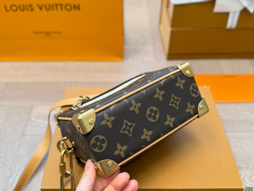 Louis Vuitton LV Soft Trunk Box Bag Satchel 18x12cm mysite