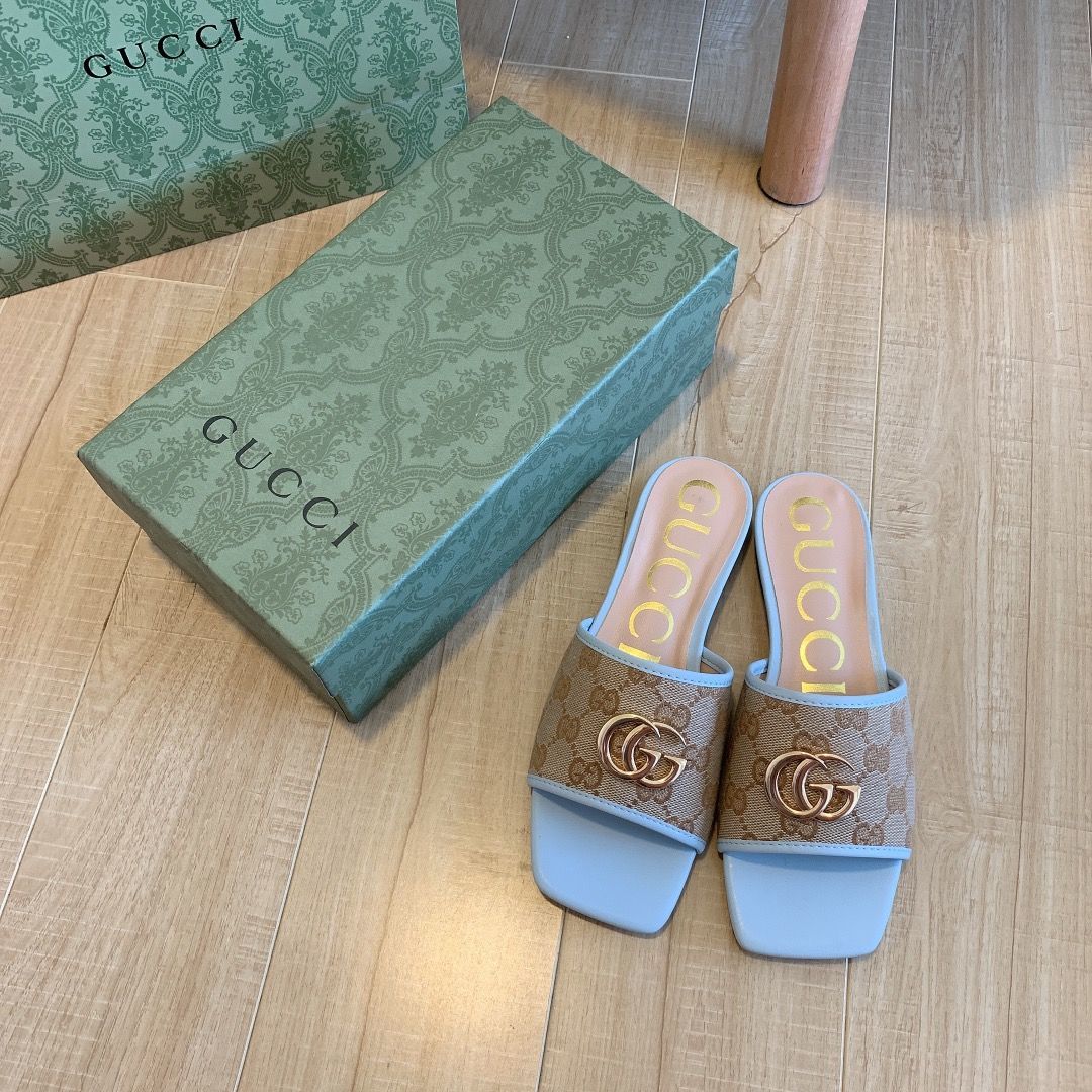 Brown Canvas Embossed Flat Slippers mysite