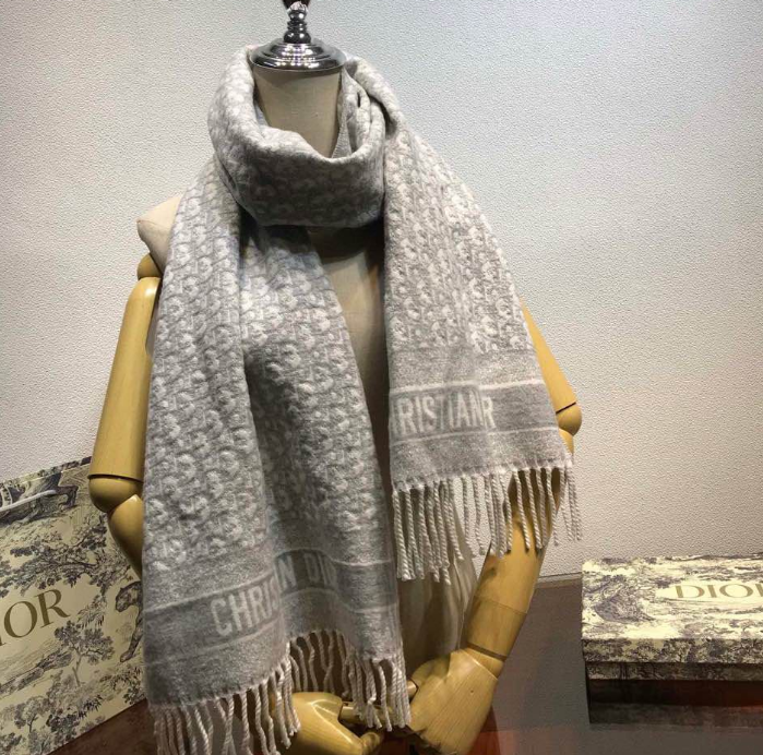 Versatile Monogram Jacquard Fringe Scarf mysite