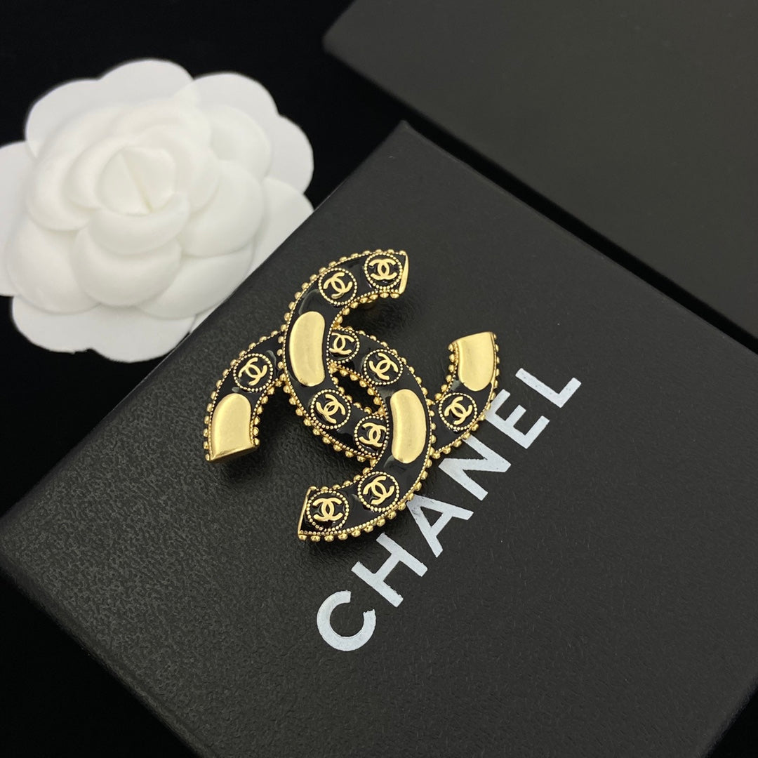 Vintage Logo brass brooch mysite