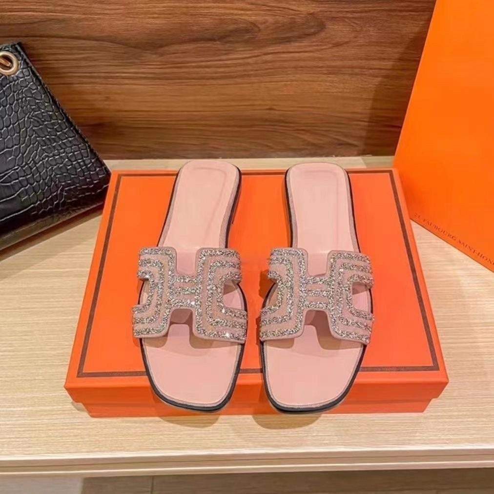 Classic Diamond H Slippers mysite