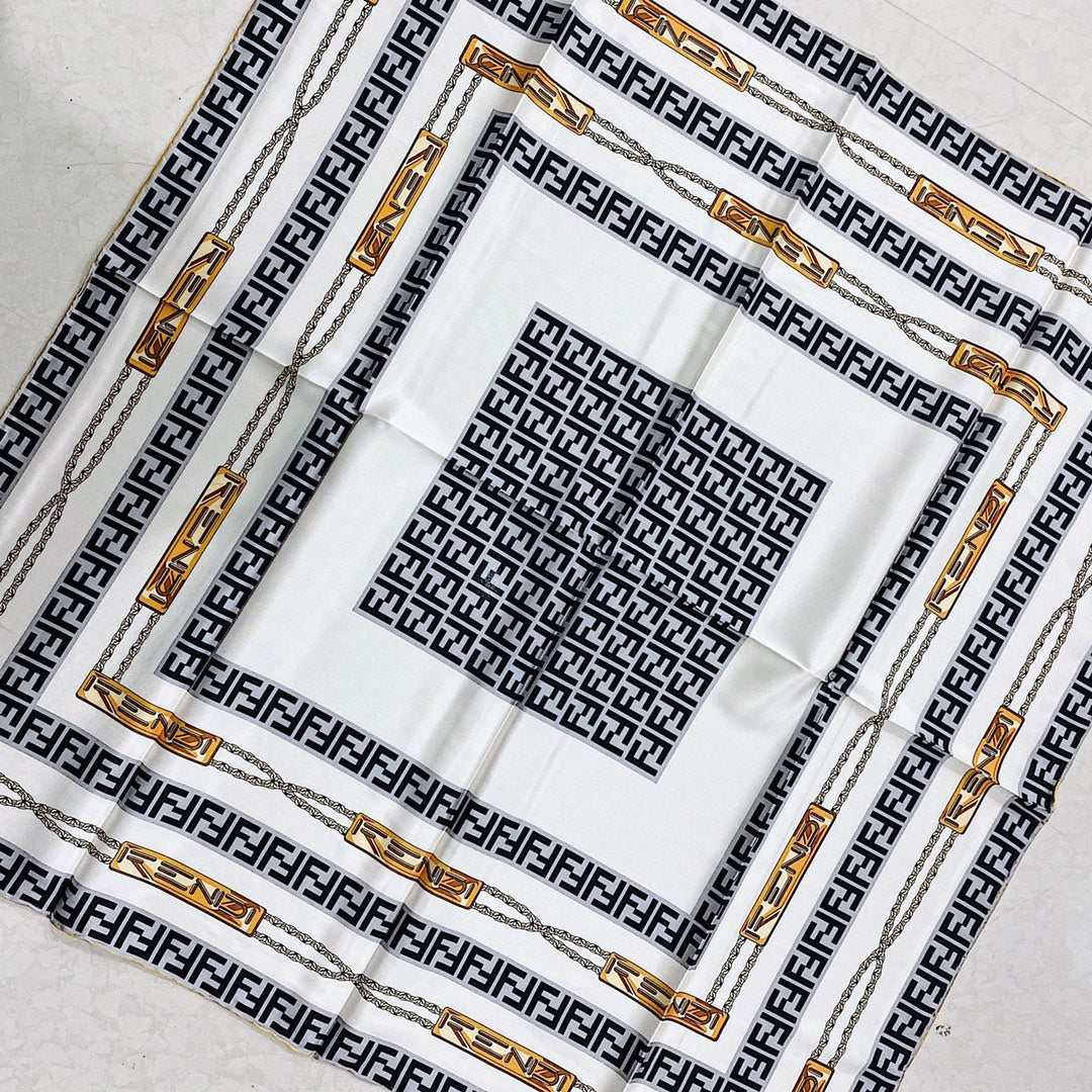 Chain Element Square Scarf mysite