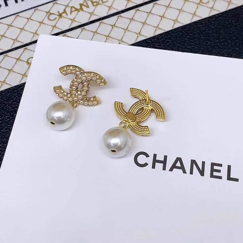 Classic Pearl Earrings mysite