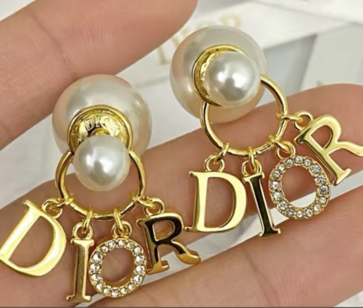 D!0r pearl earring earrings