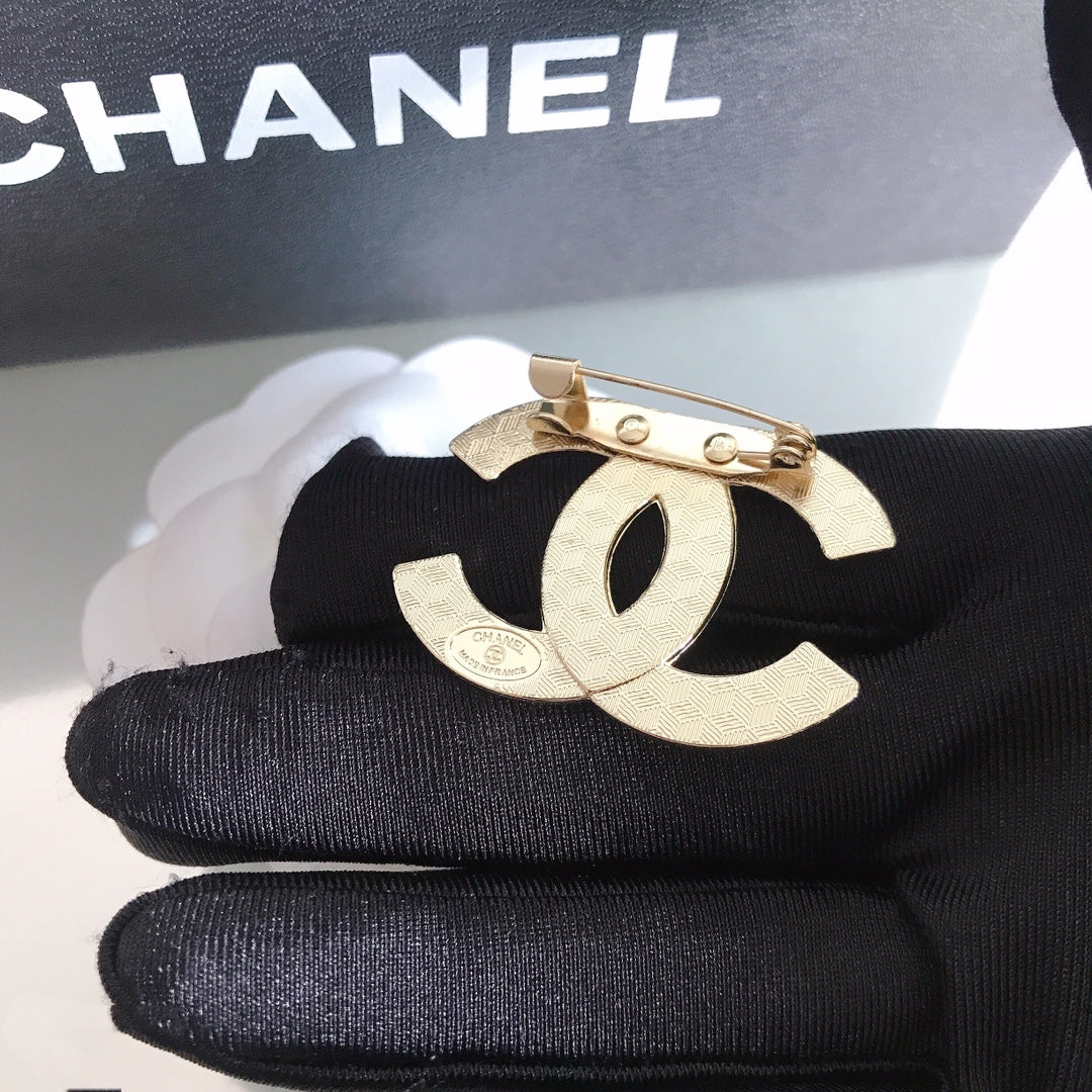 Classic Alphabet Brooch mysite