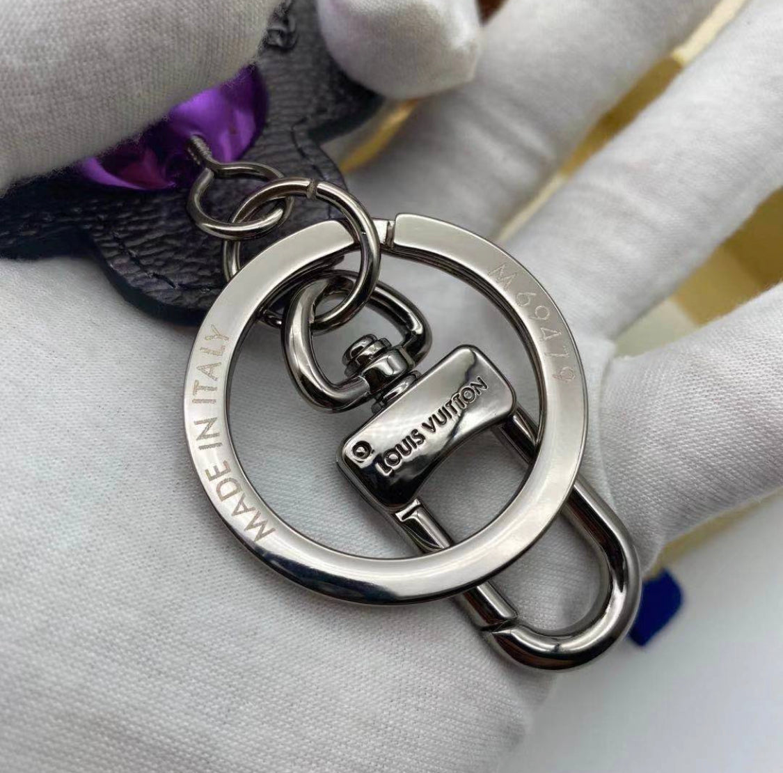Luxury puppet keychain mysite