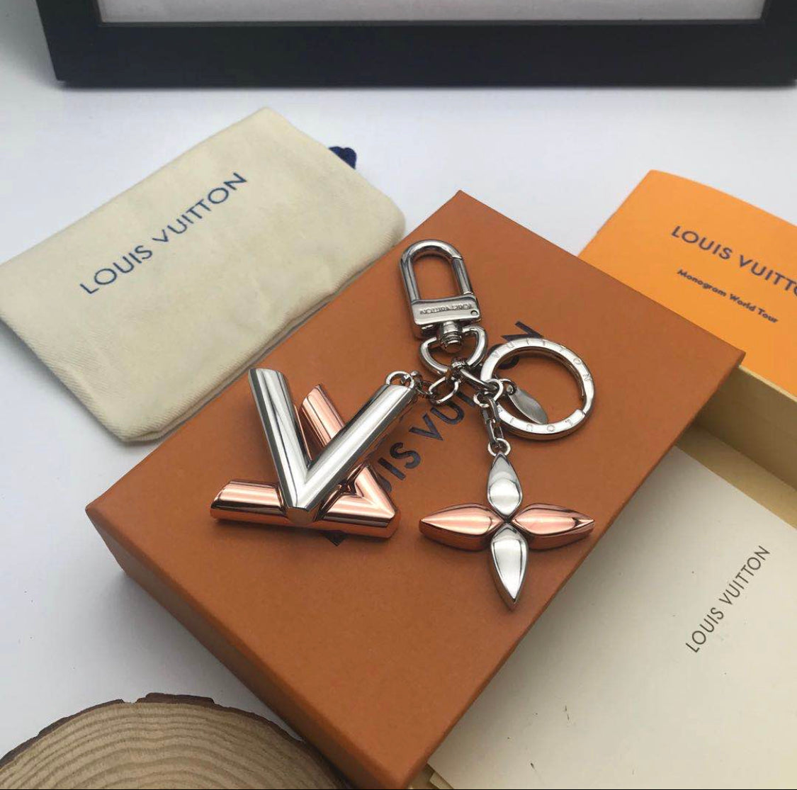 Luxury keychain mysite