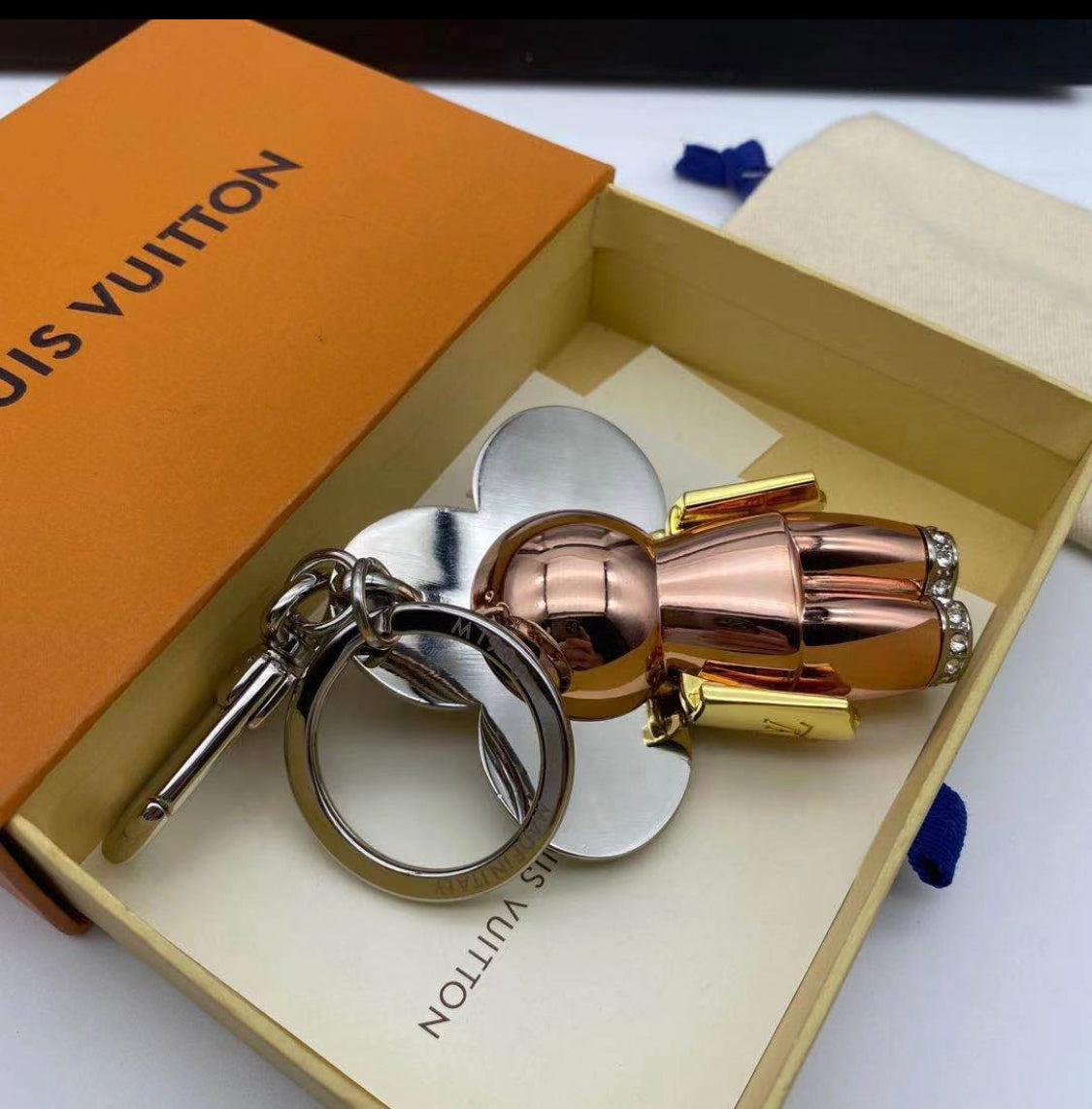 Luxury puppet keychain mysite