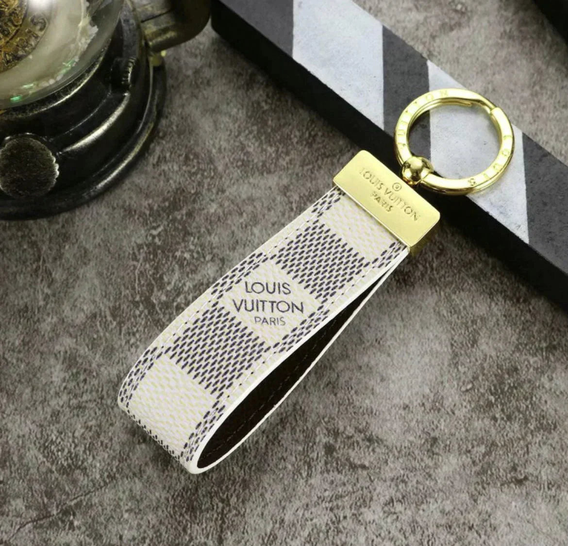 Luxury Classic Keychain mysite