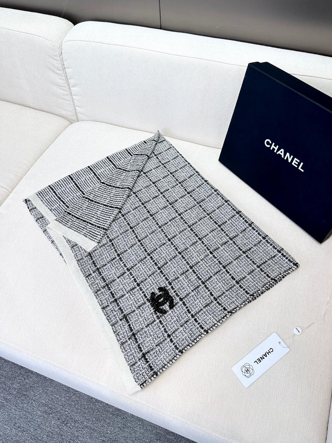 Fashion shiny plaid striped scarf mysite