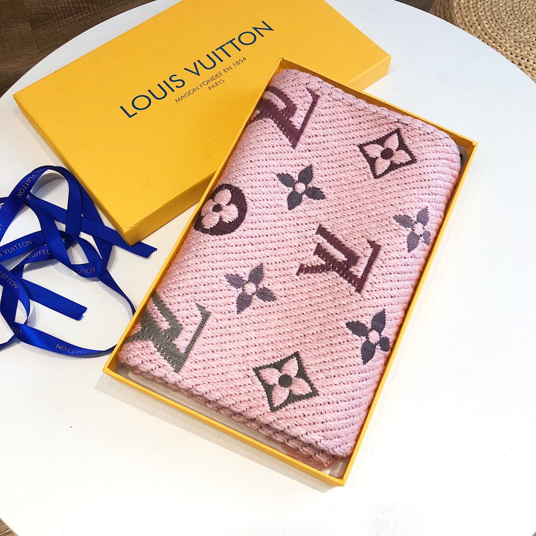 Temperament Monogram Element Scarf mysite