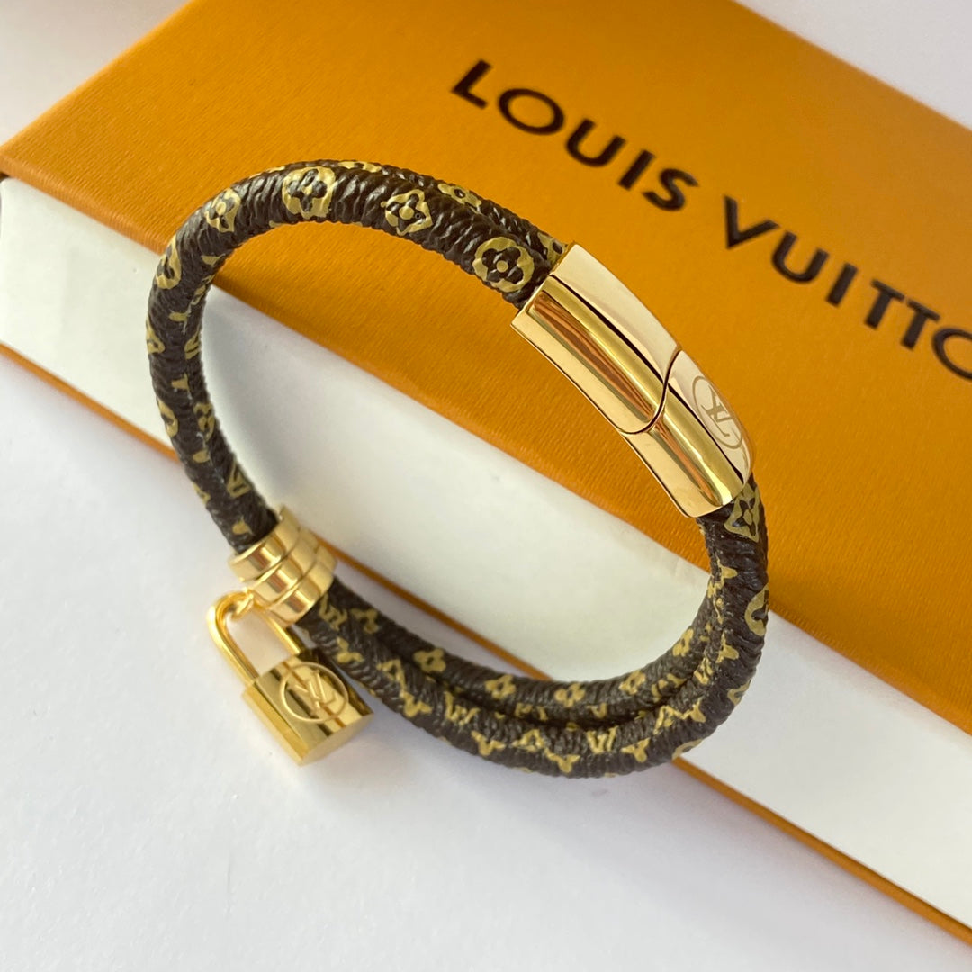 Lock Pendant Double Layer Leather Bracelet mysite