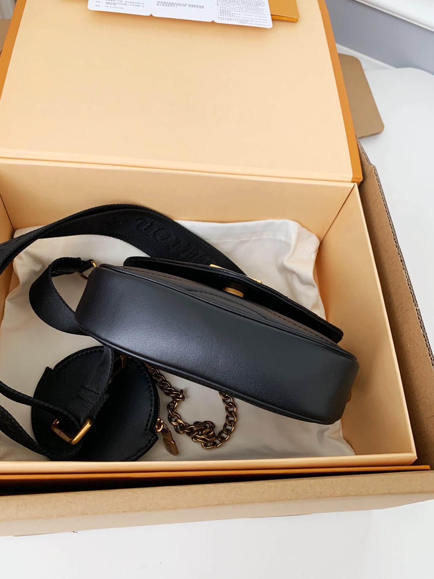 Louis Vuitton NEW WAVE MULTI-POCHETTE Handbag mysite