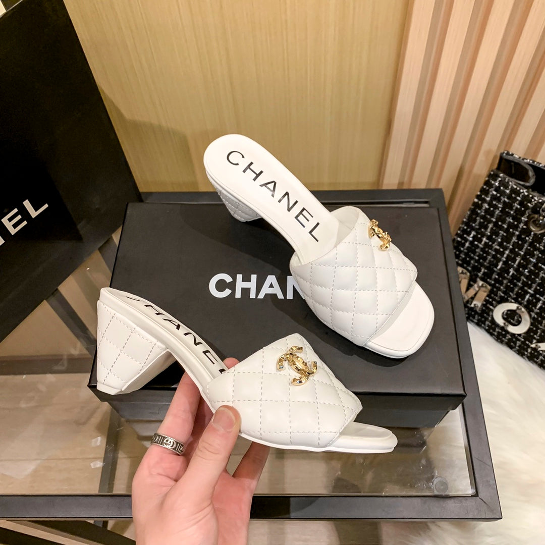 Diamond Leather Triangle Heel Slippers mysite