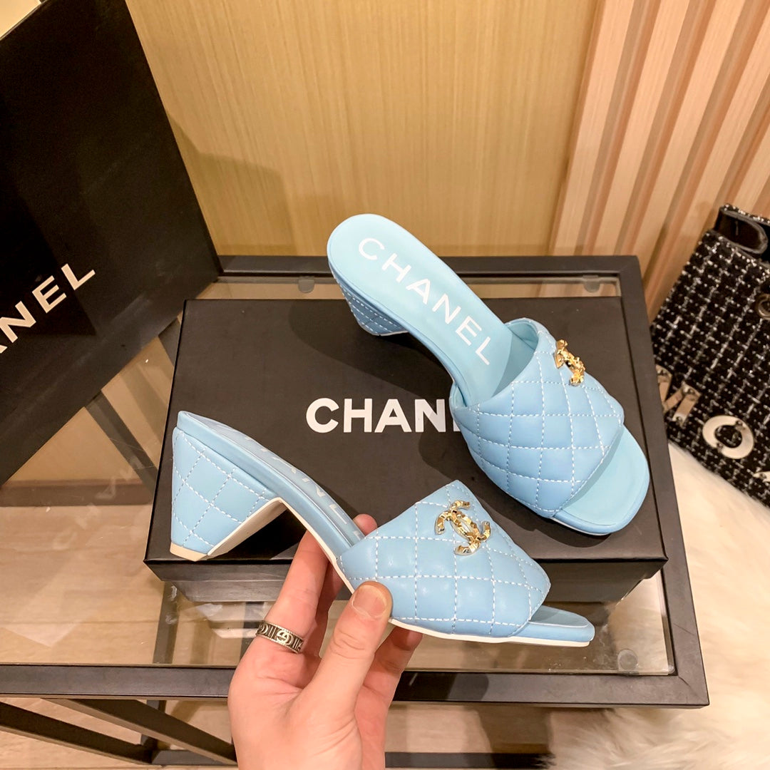 Diamond Leather Triangle Heel Slippers mysite