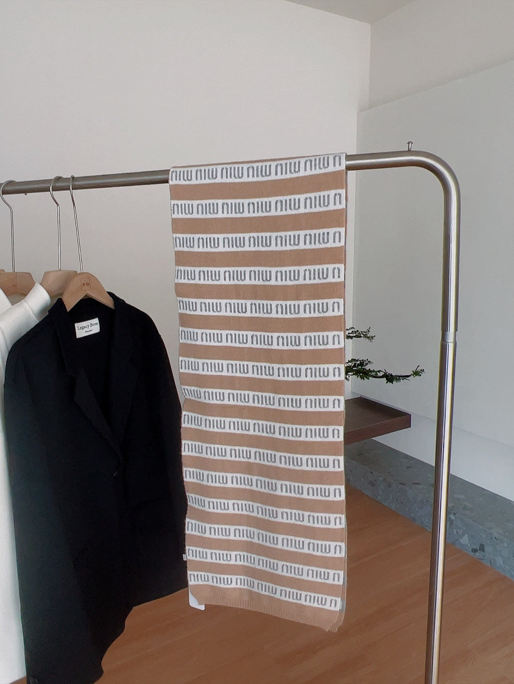 Striped 100% cashmere scarf mysite