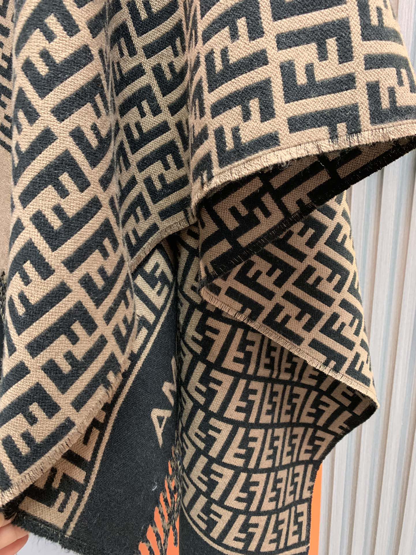 Retro Wool Jacquard Cape mysite