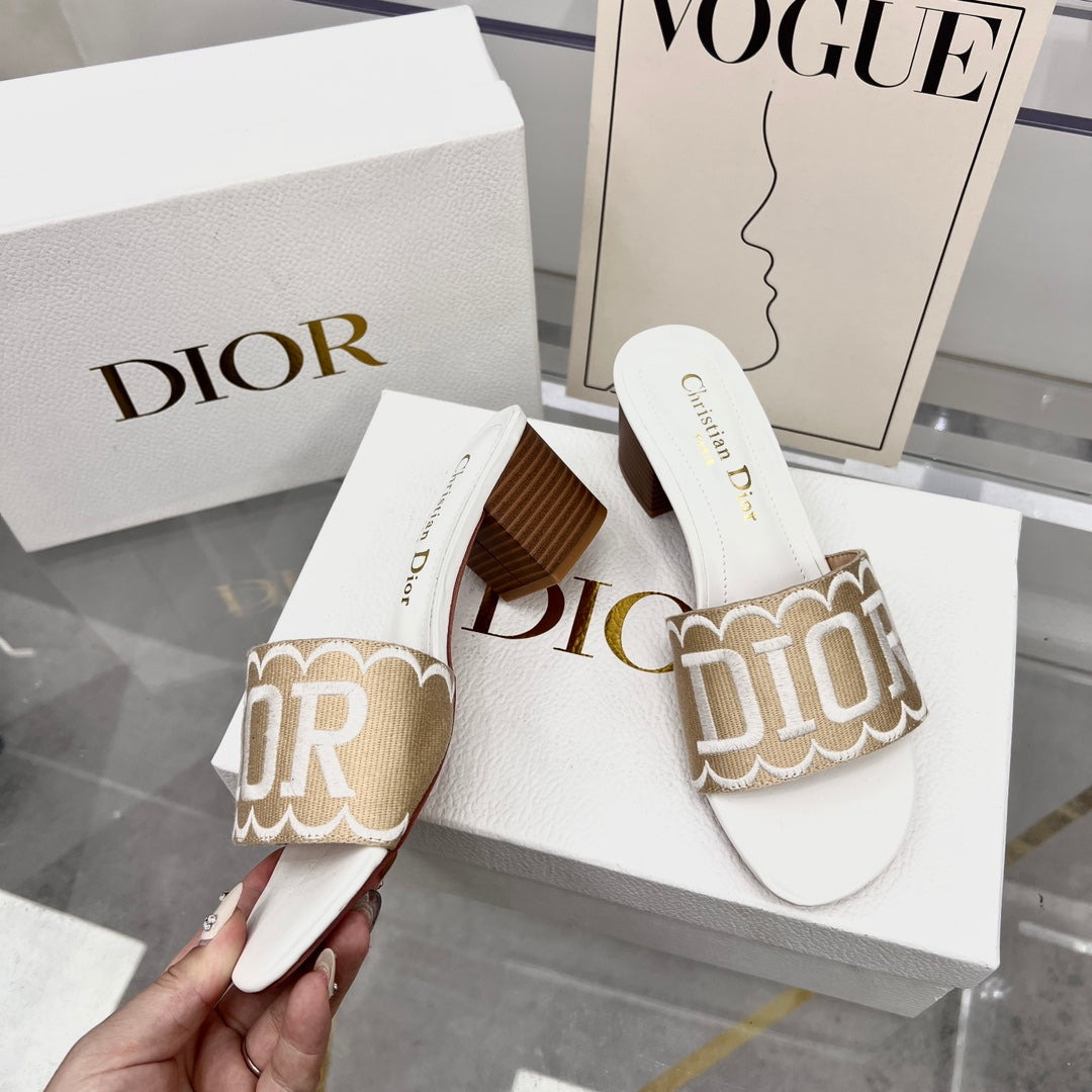 Straw Embroidery Heeled Sandals mysite
