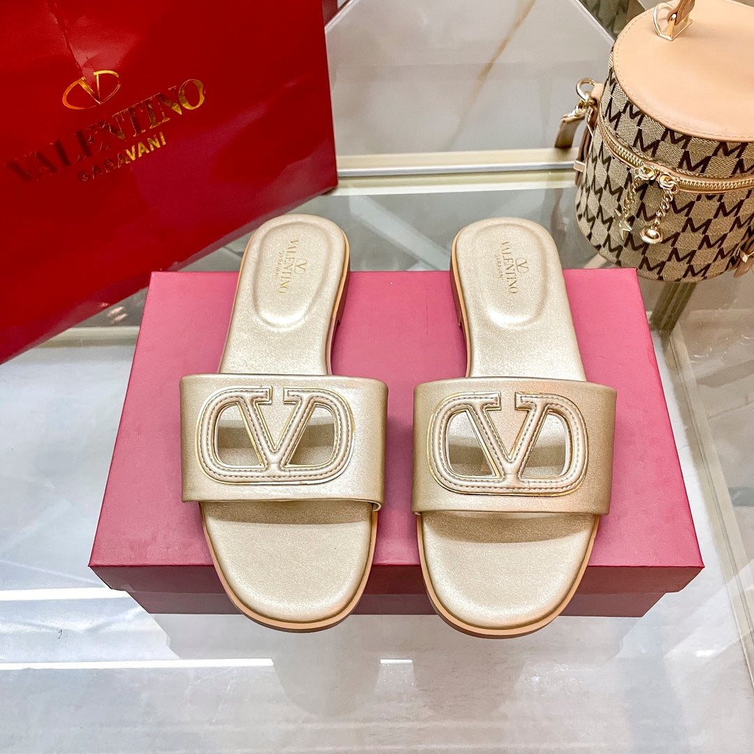 Fashion Logo Flat Slippers mysite