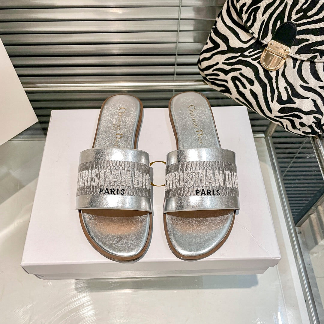 Solid Colors Calfskin and Embroidered Cotton Slippers mysite