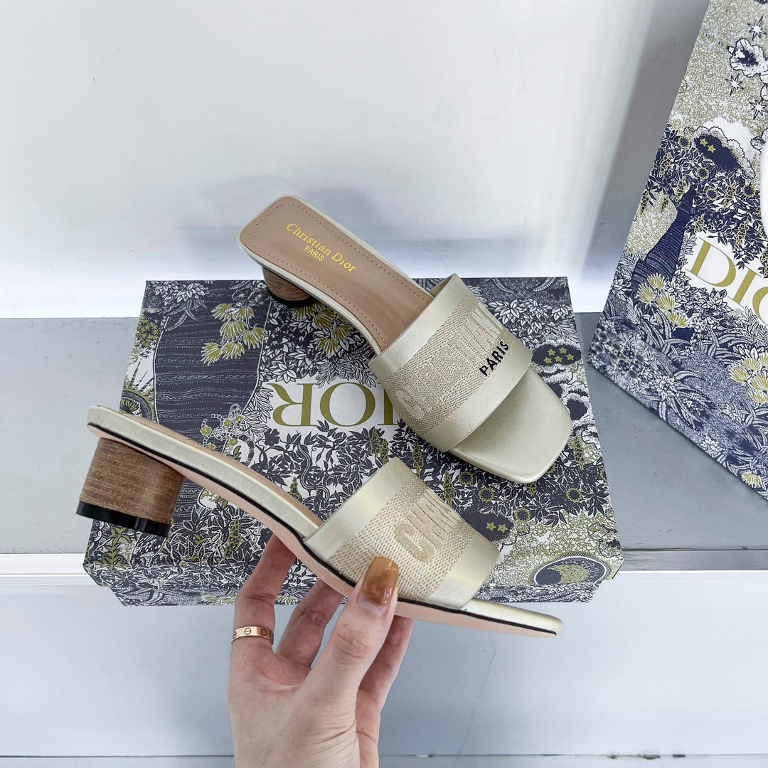Letters Embroidery Dway Heeled mysite