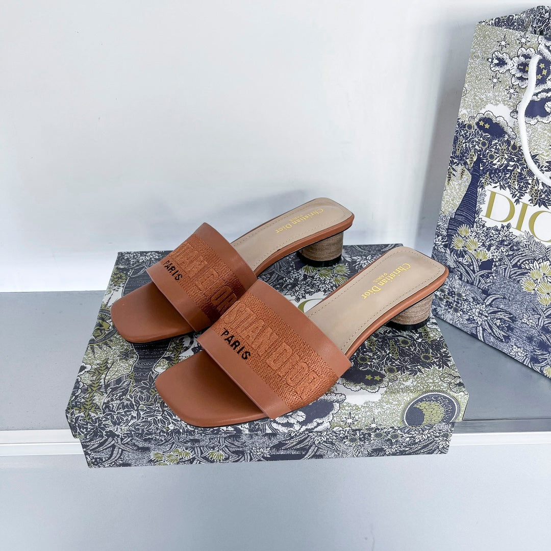 Letters Embroidery Dway Heeled mysite