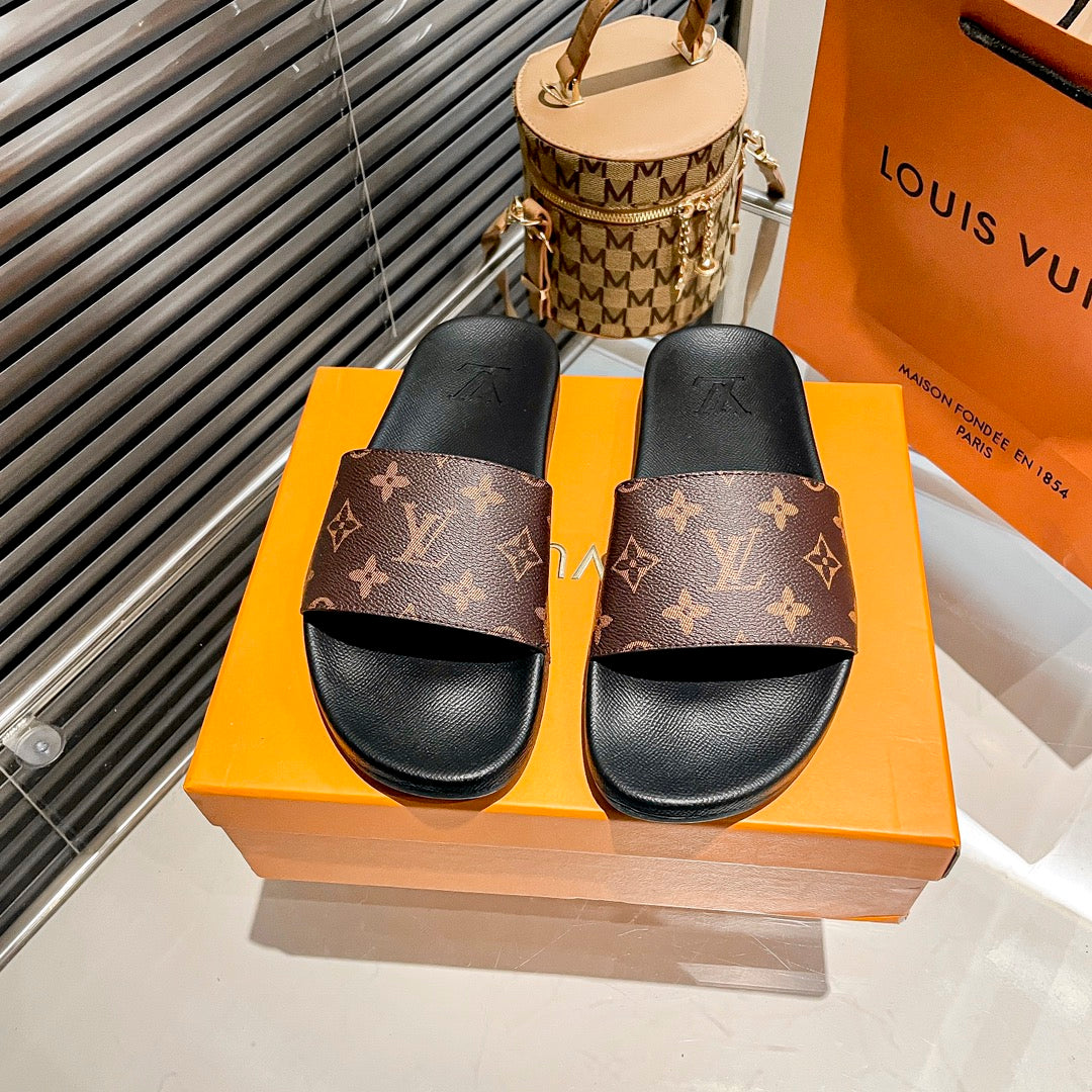 Couples Monogram& Checkerboard Flat Slippers mysite