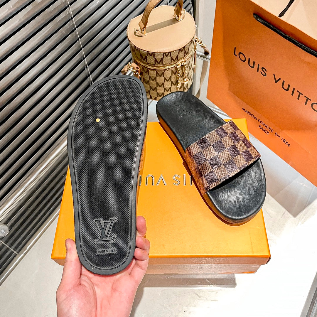 Couples Monogram& Checkerboard Flat Slippers mysite