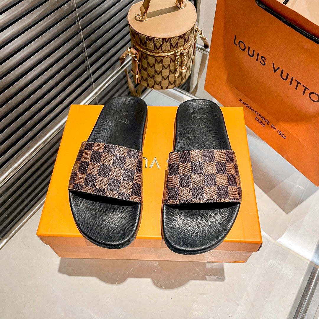 Couples Monogram& Checkerboard Flat Slippers mysite