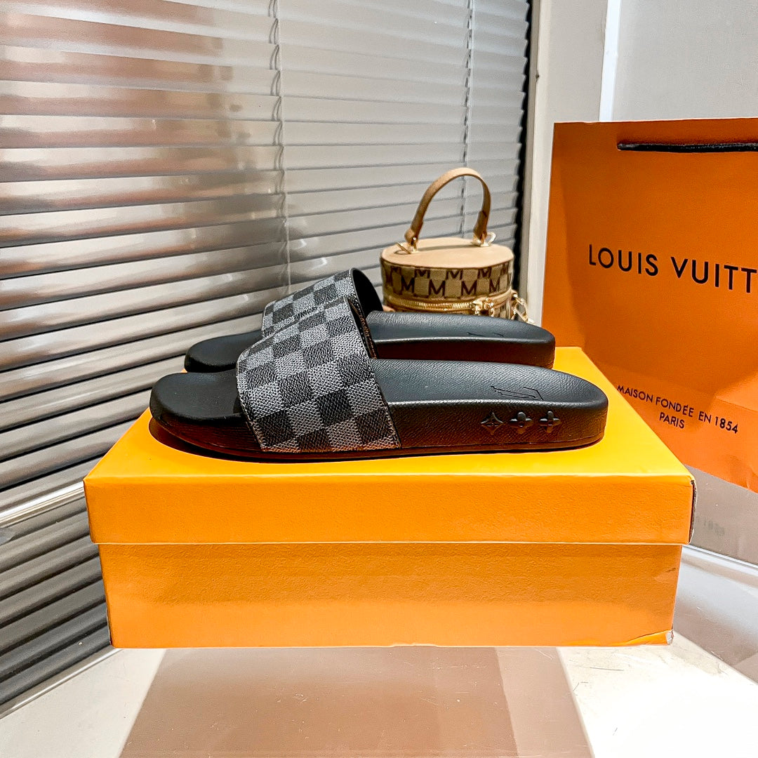 Couples Monogram& Checkerboard Flat Slippers mysite