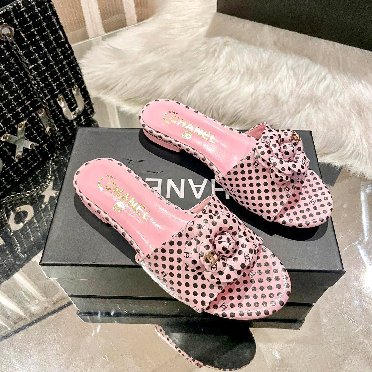 Retro Polka Dot Flat Slippers mysite