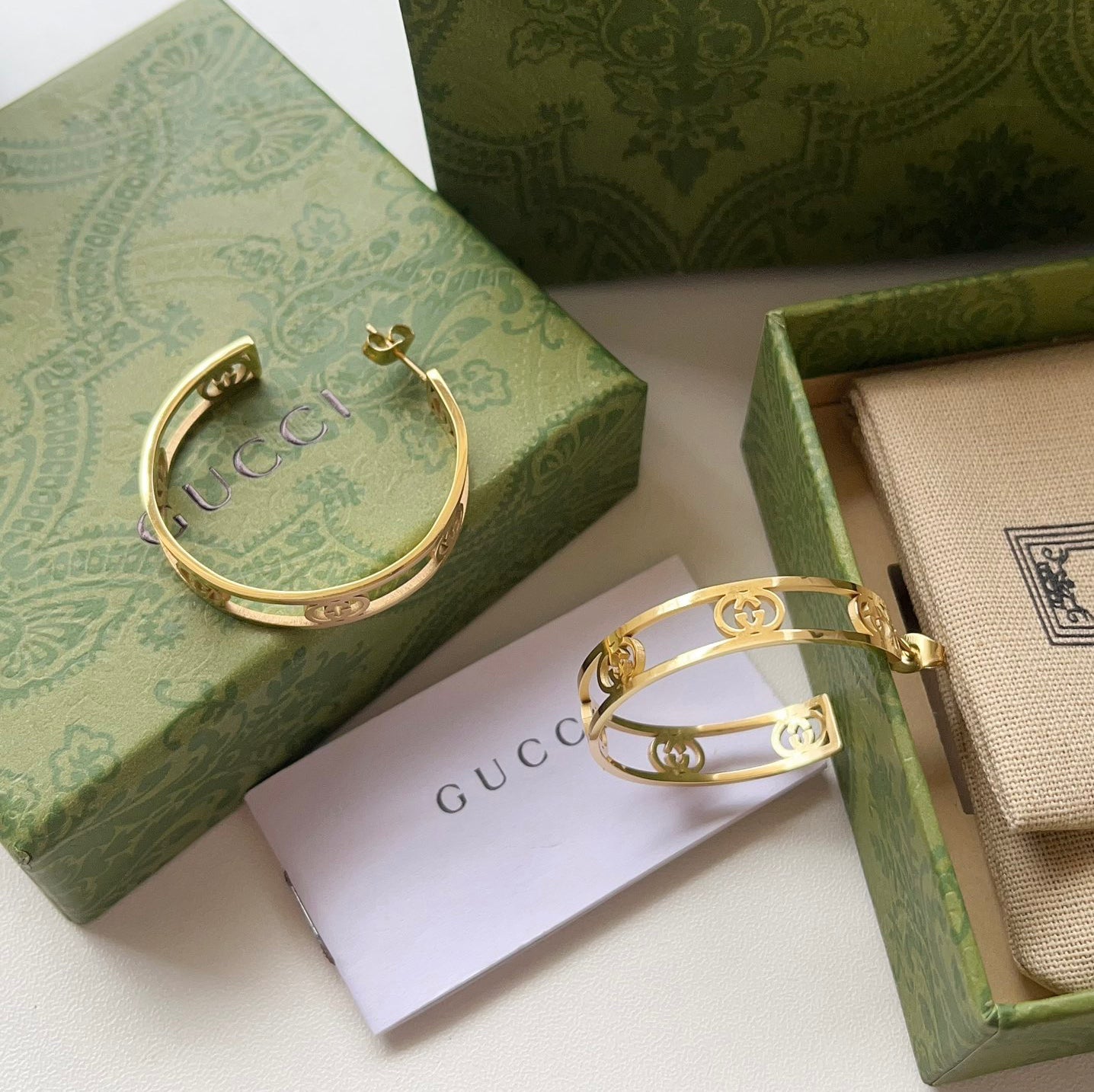 Hollow round earrings mysite