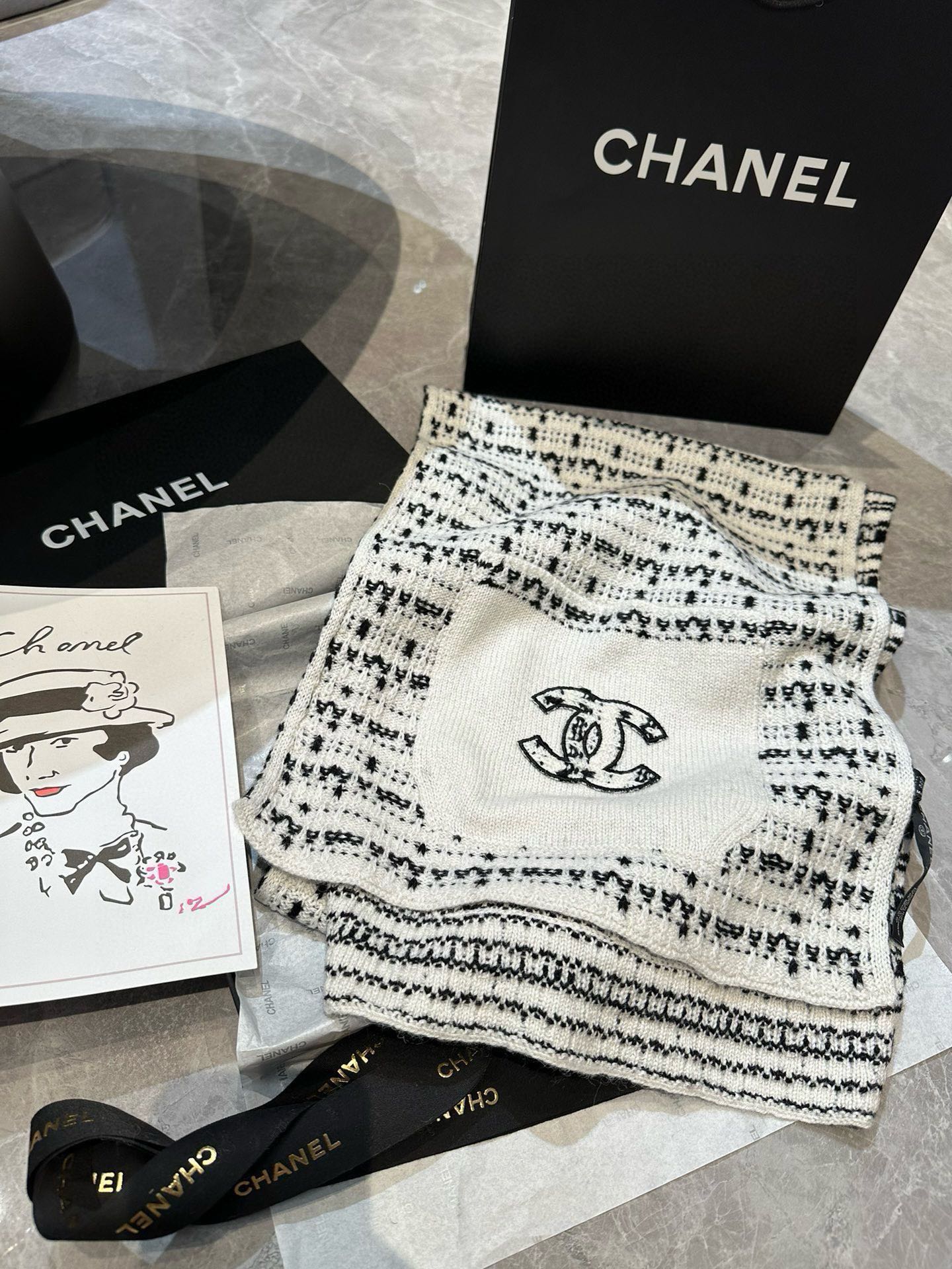 Stylish pocket knit scarf mysite