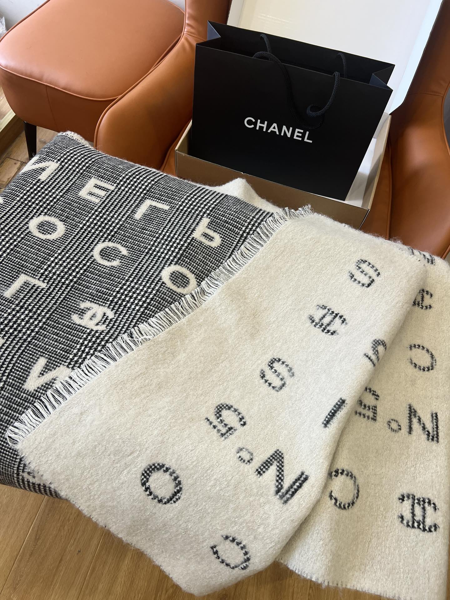 Check double-faced wool scarf mysite