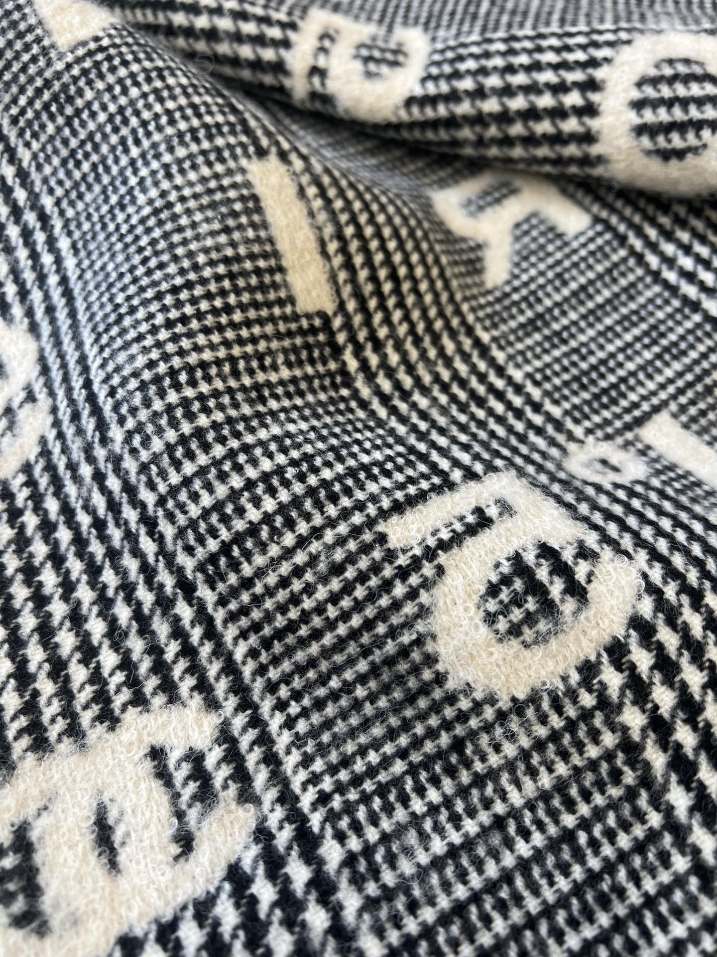 Check double-faced wool scarf mysite