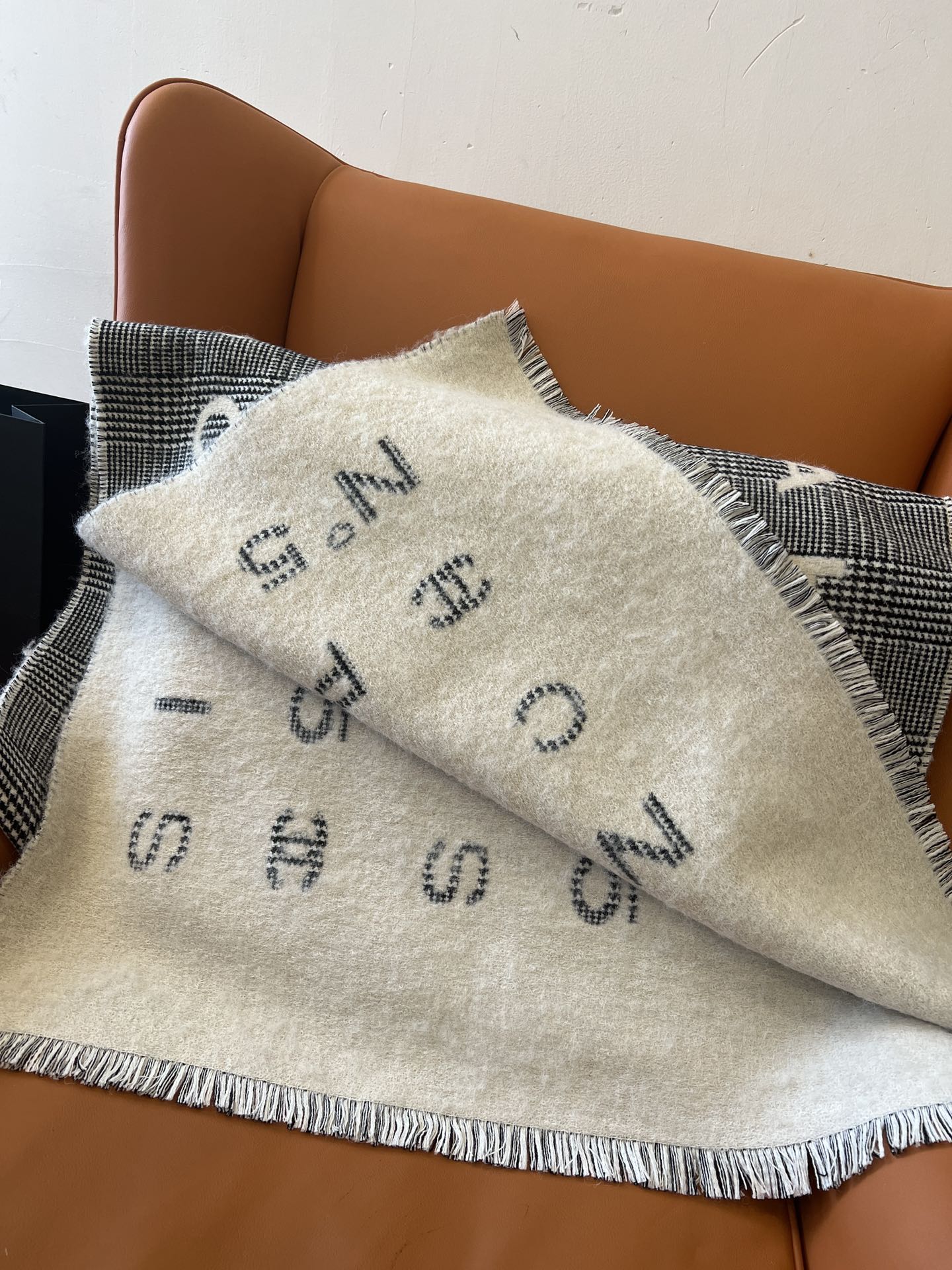 Check double-faced wool scarf mysite