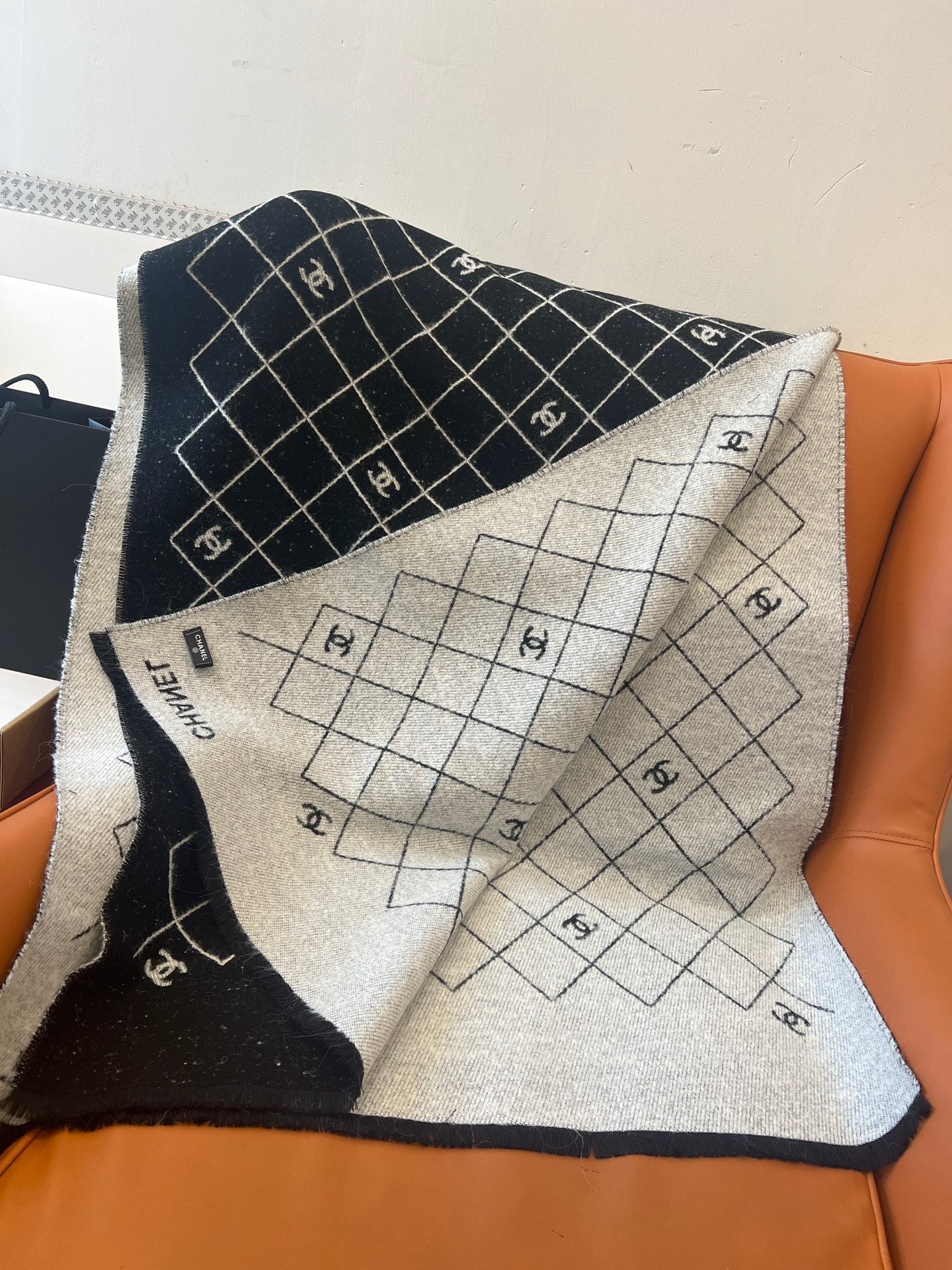 Classic diamond pattern jacquard scarf mysite