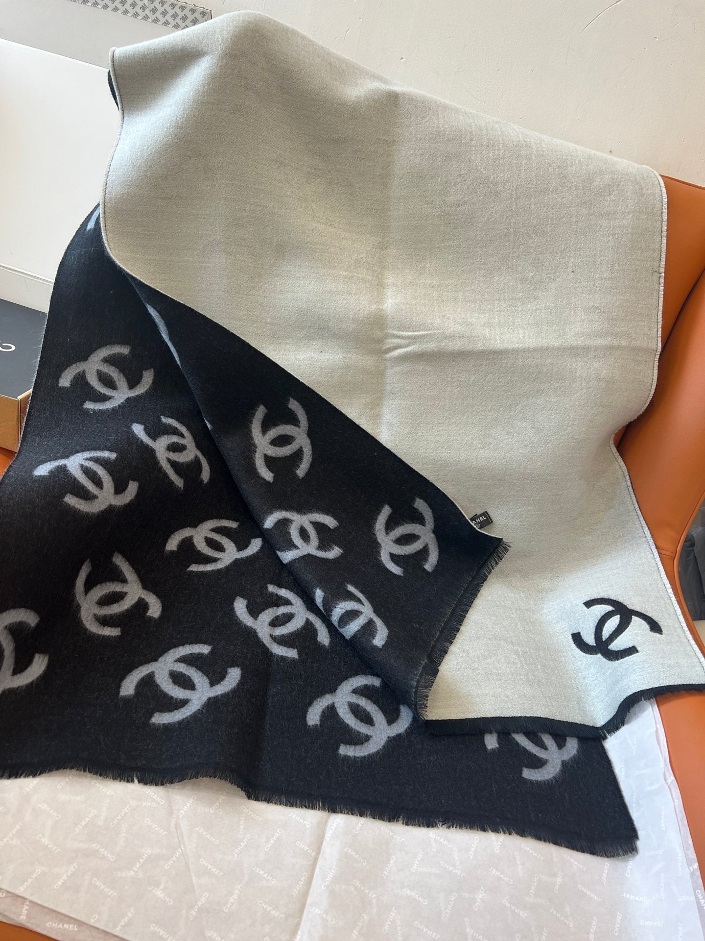 Full embroidered cashmere scarf mysite