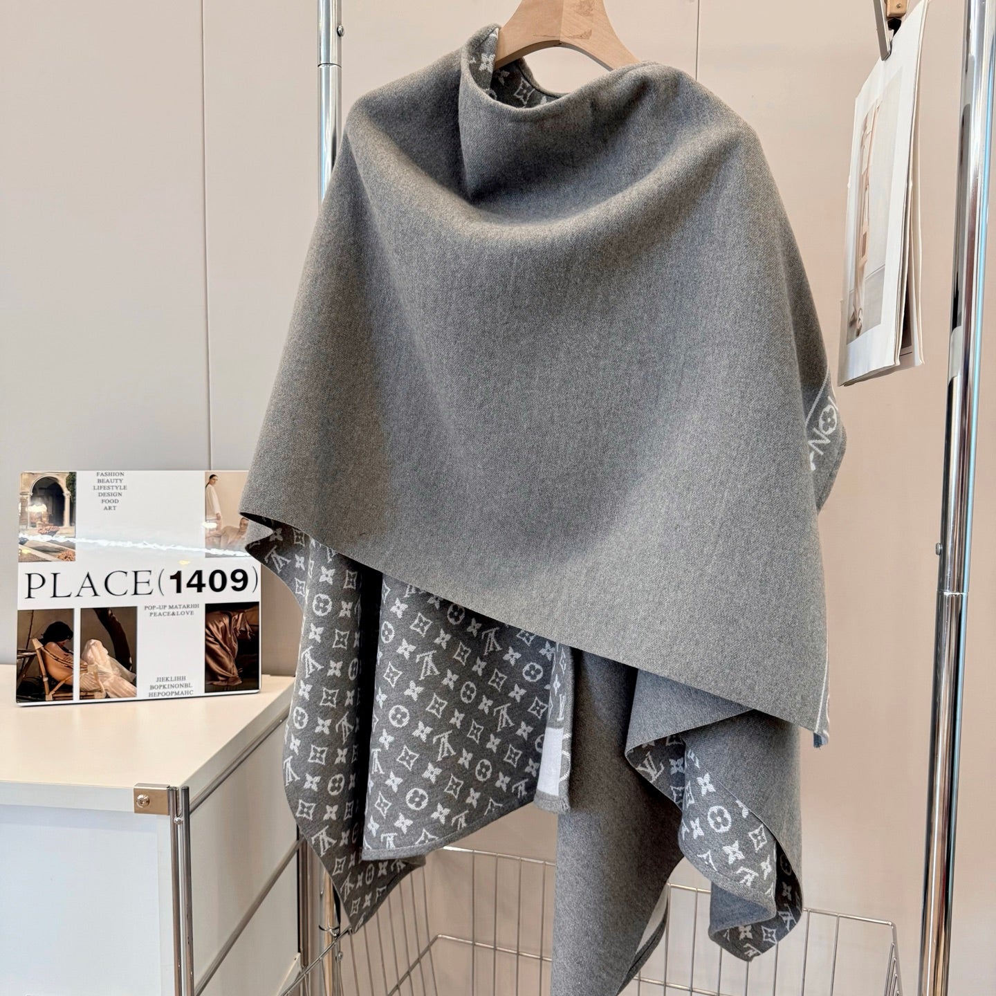 Cashmere Embossed Cape mysite