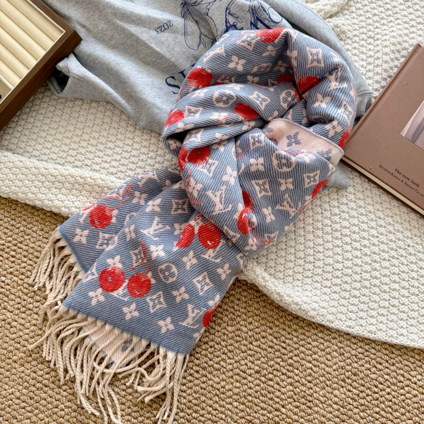 Cherry Embossed Scarf mysite
