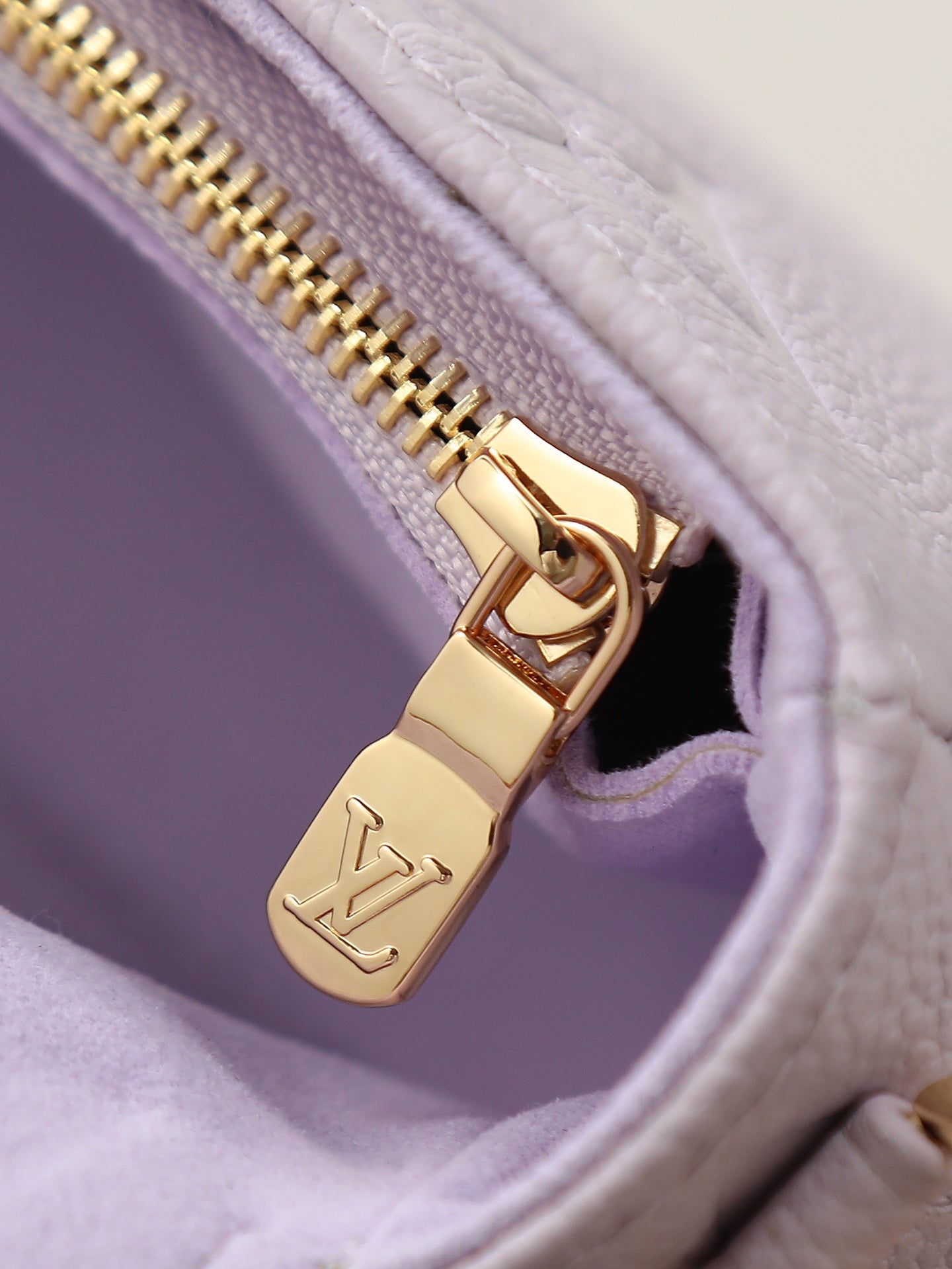 LV Wallet On Chain Ivy 23.5cm Pink Embossed Cowhide GHW mysite