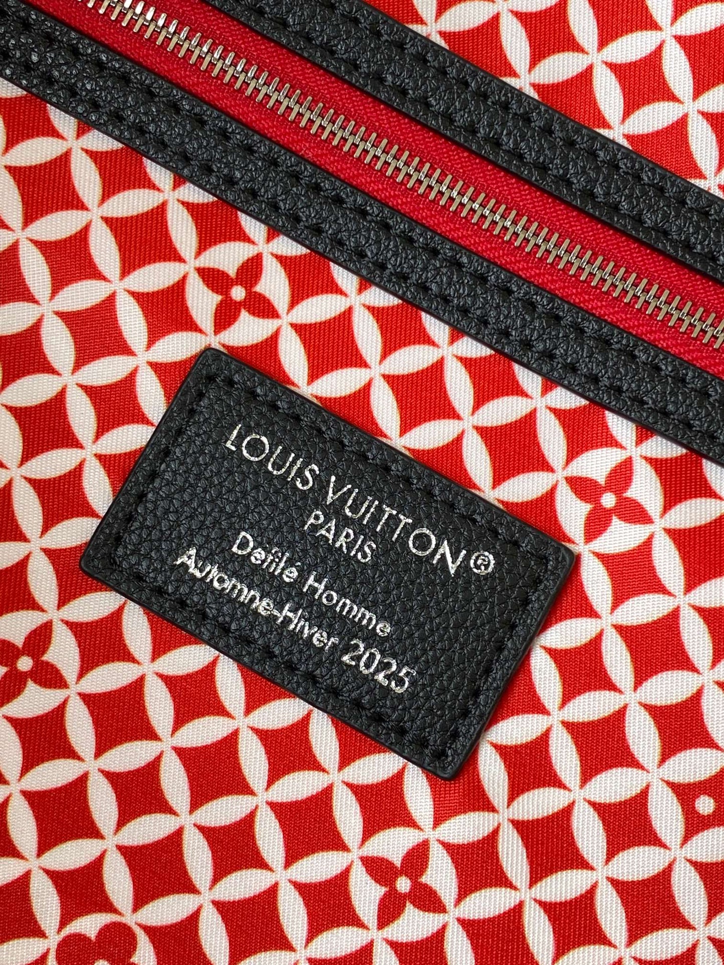 LVx N&PW Keepall Bandoulière 50 Black White Cowhide mysite